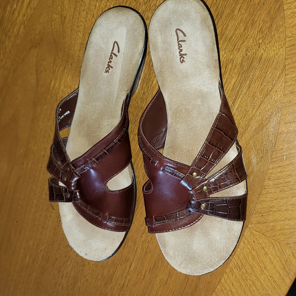 Clarks womens leather sandals